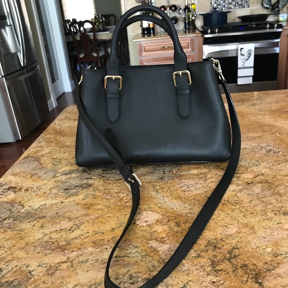 ❤️ OPEN TO OFFERS❤️Black and gold Kate spade purse - Picture 7 of 8
